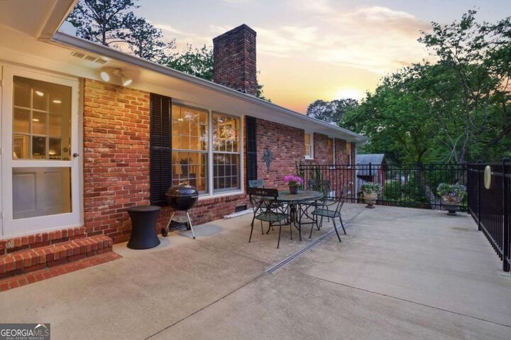 Property Photo:  513 E 11th Street SE  GA 30161 