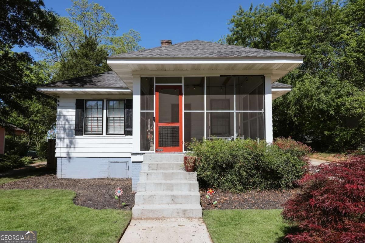 Property Photo:  185 First Street  GA 30601 