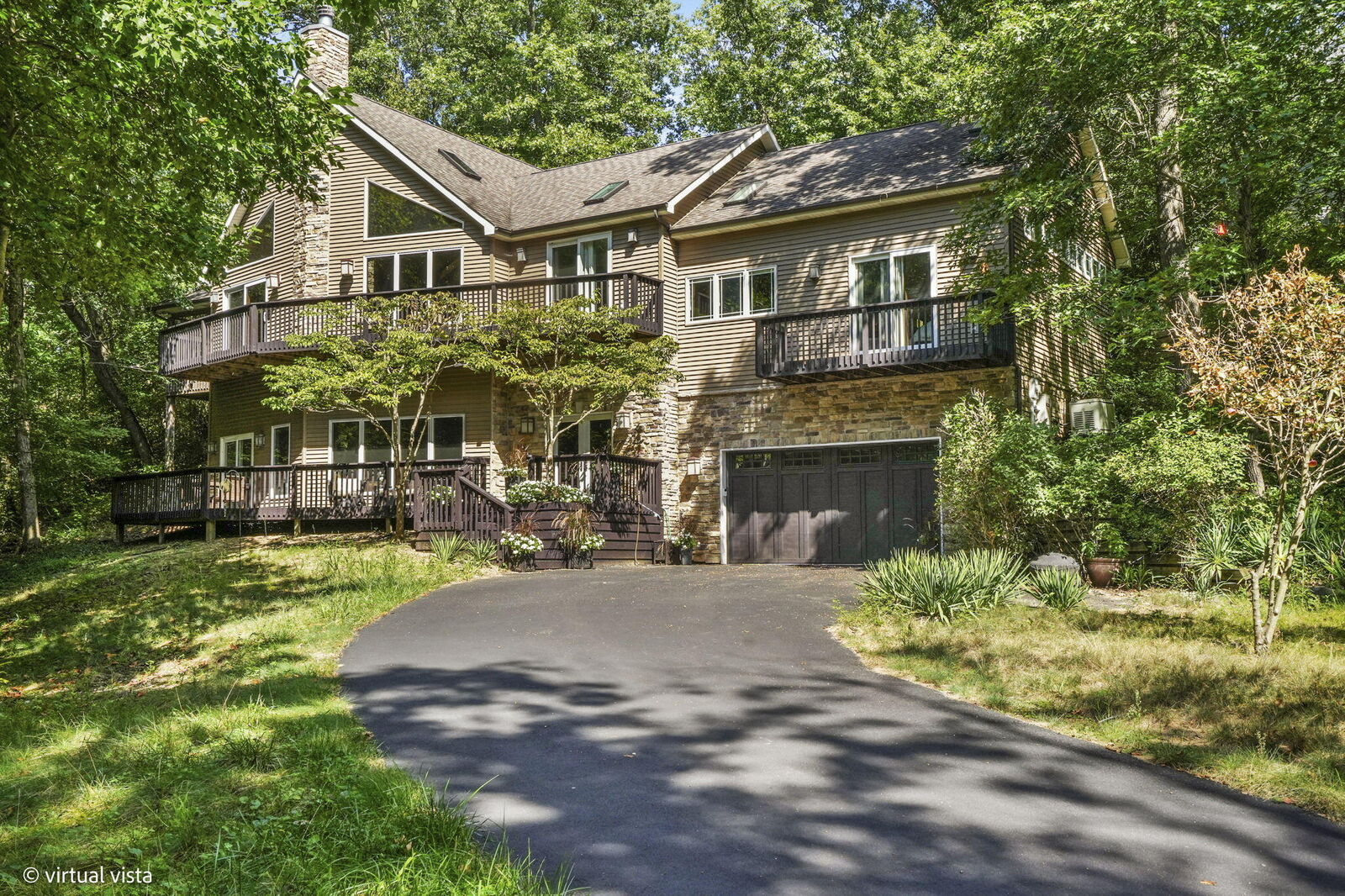 Property Photo:  804 E Wilson Avenue  IN 46301 