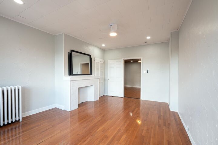 Property Photo:  85 Palisade Ave 2  NJ 07306 