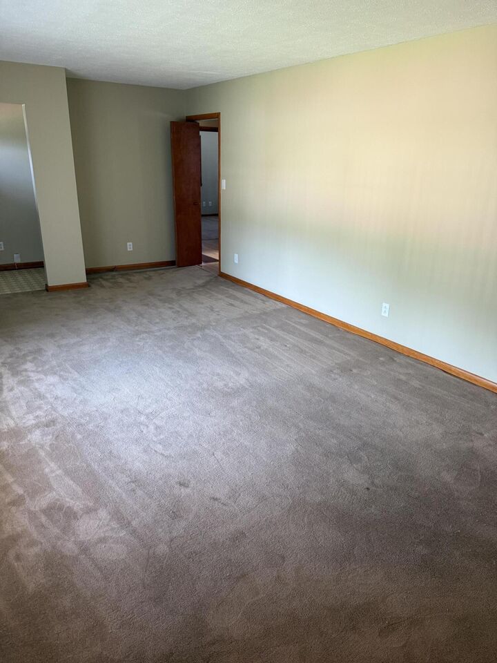 Property Photo:  219 Stratford Drive  KY 40475 