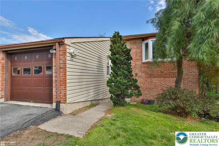 Property Photo:  8332 Willow Run  PA 18051 