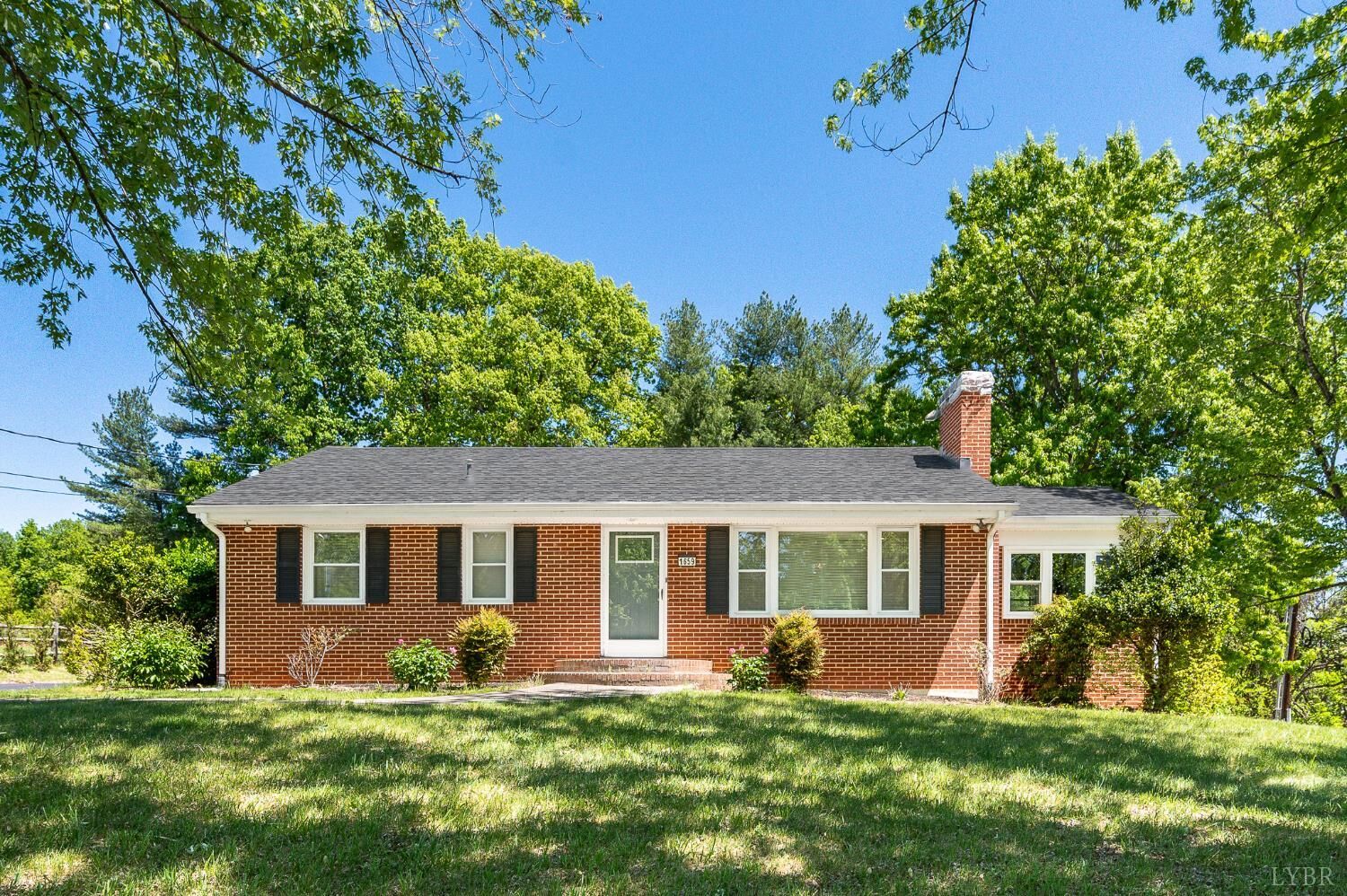 Property Photo:  1659 Shady Knoll Avenue  VA 24523 