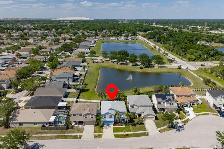 Property Photo:  12206 Citrus Leaf Drive  FL 33534 
