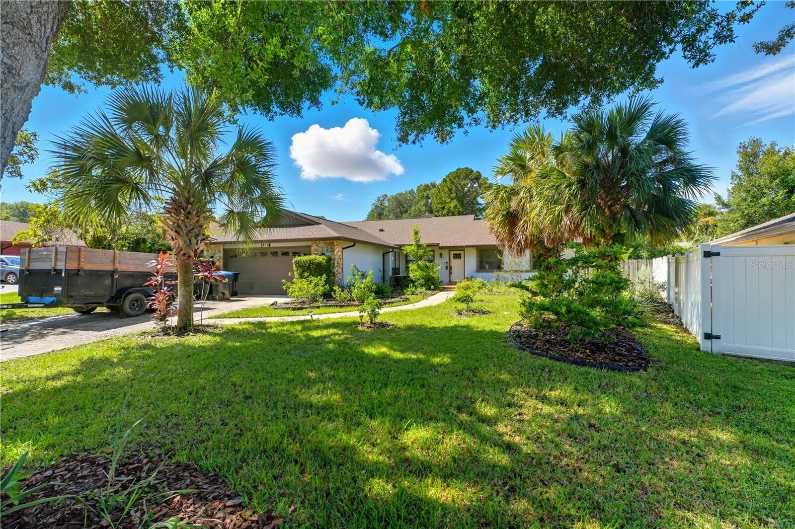 Property Photo:  416 Haverlake Circle  FL 32712 