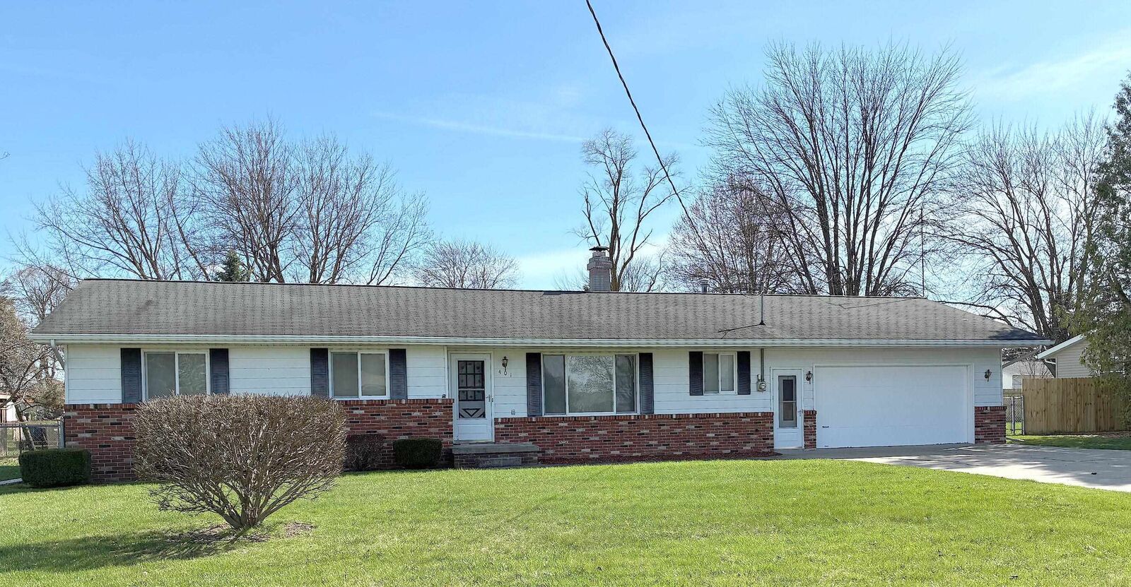 Property Photo:  401 W Clara Street  MI 48634 