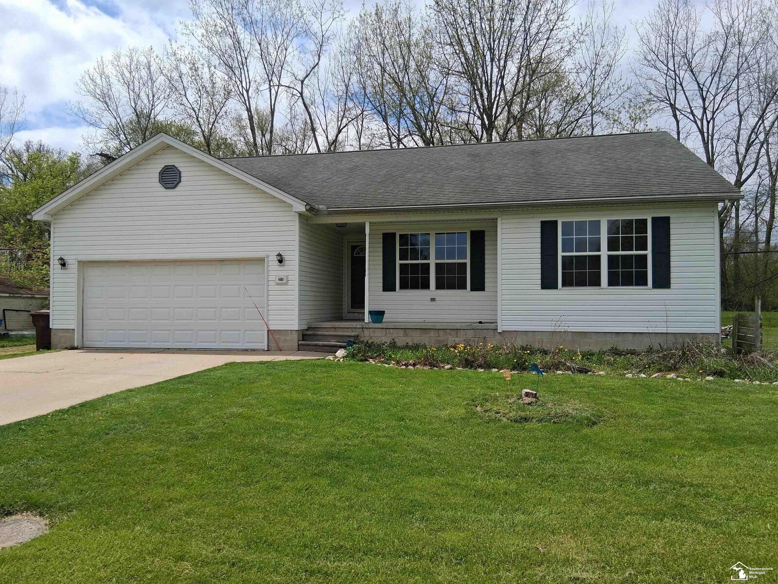 Property Photo:  4601 Sycamore Road  MI 48161-5004 