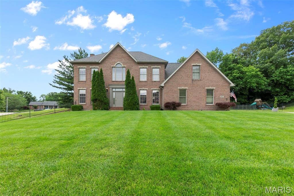 Property Photo: 807 Caribou Court MO 63701