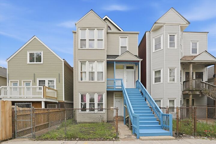 Property Photo:  9020 S Burley Avenue  IL 60617 