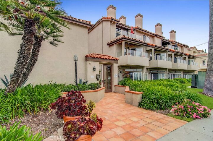 Property Photo: 1400 Pacific Coast 305 CA 92648