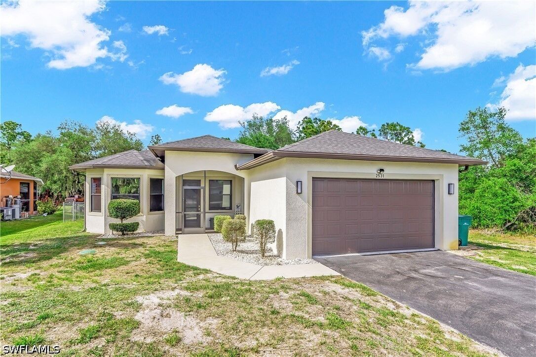 Property Photo:  2531 70th Avenue NE  FL 34120 