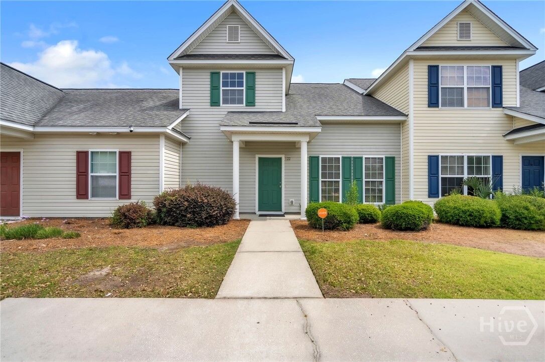 Property Photo:  122 Cromer Street  GA 31407 