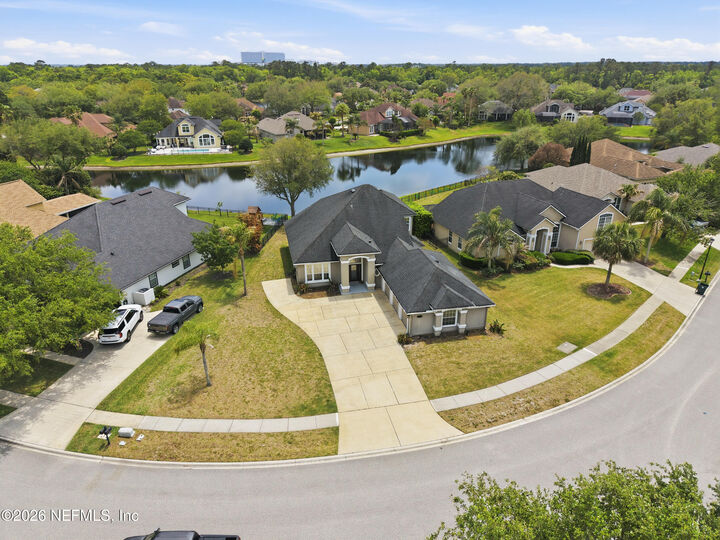 Property Photo: 13836 Harbor Creek Place FL 32224