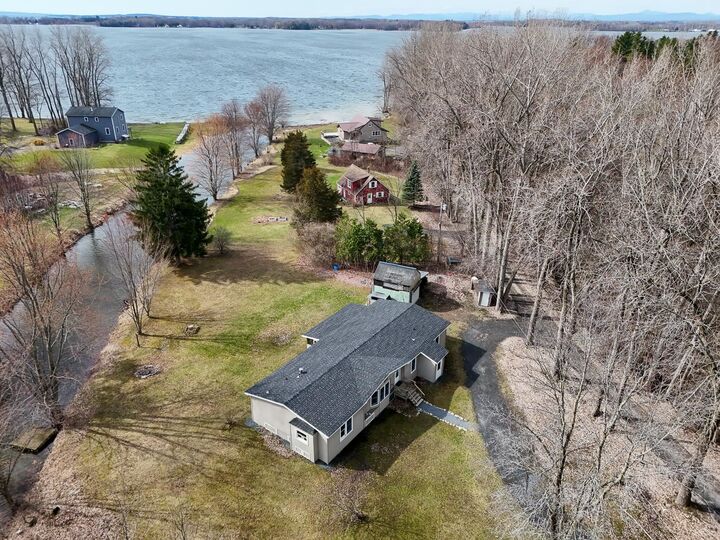 Property Photo:  287 Canal Lane  VT 05474 