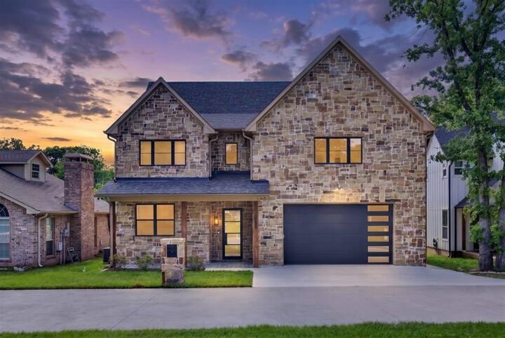 Property Photo:  2005 Emma Drive  TX 75143 