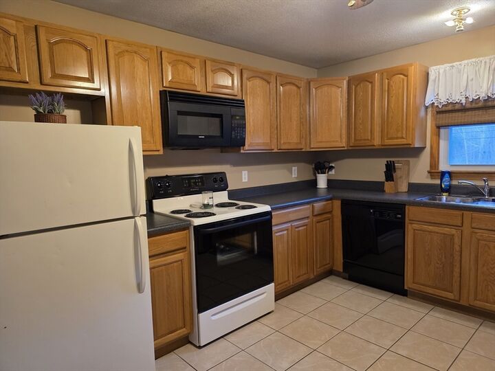 Property Photo:  93 Center Depot Rd 55  MA 01507 