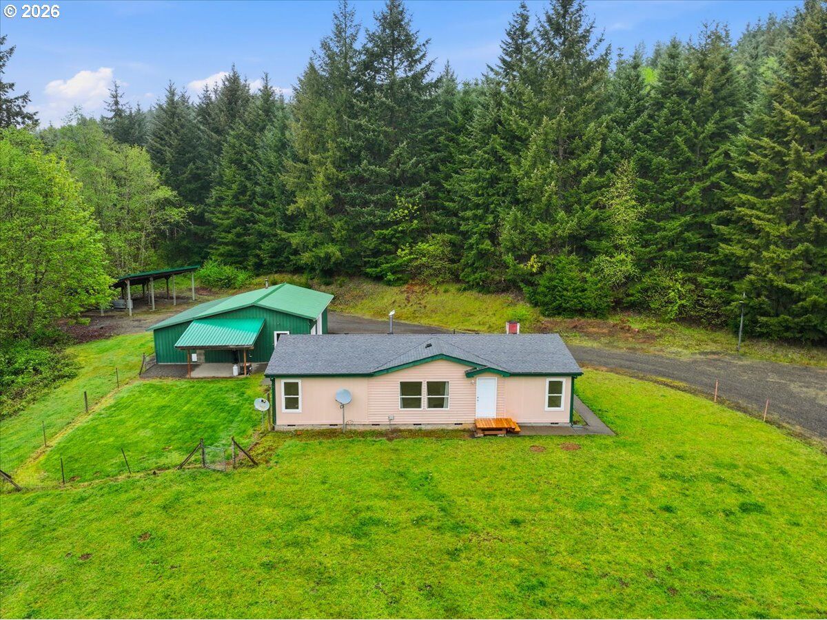 Property Photo:  210 Big Cedars Dr  WA 98603 