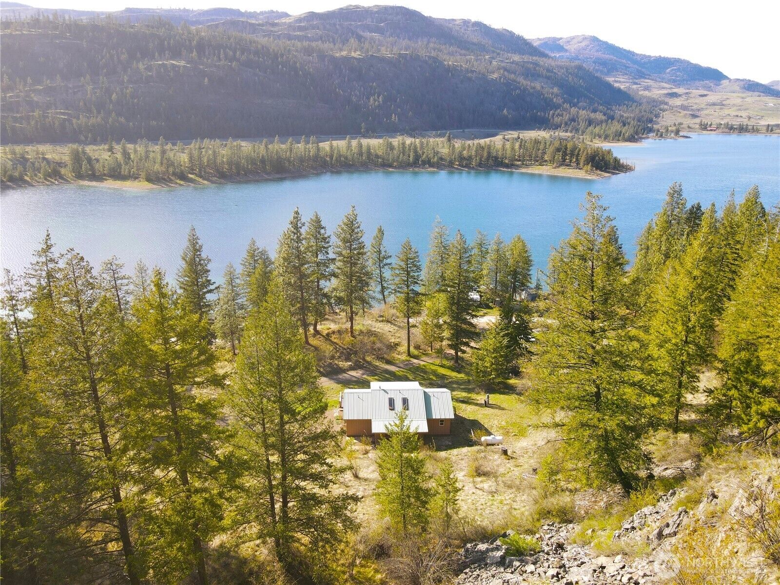 Property Photo:  60 E Wannacut Lane  WA 98844 