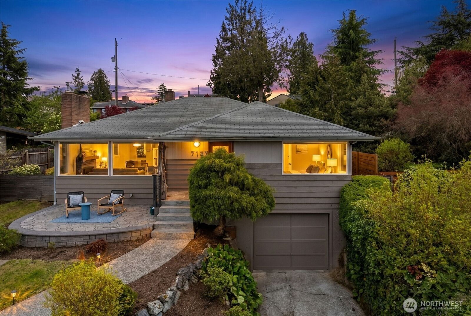 Property Photo:  7127 S Sunnycrest Road  WA 98178 