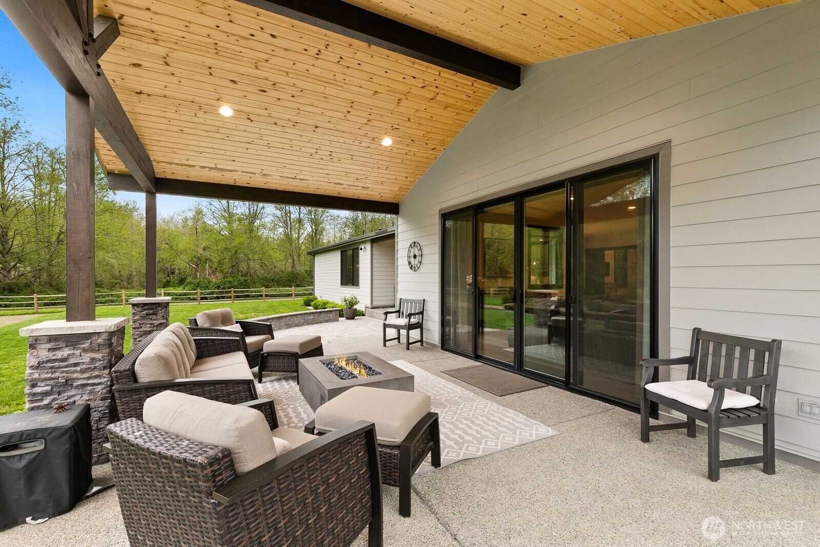 Property Photo: 35945 SE 49th Street WA 98024