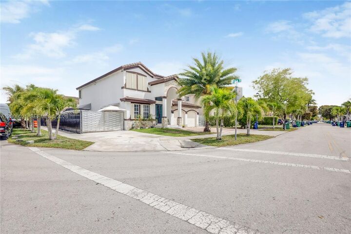 Property Photo:  16621 SW 58th Ter  FL 33193 