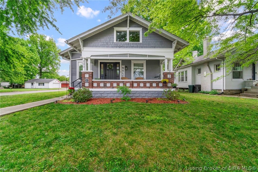 Property Photo:  200 S Elm Street  IN 47129 