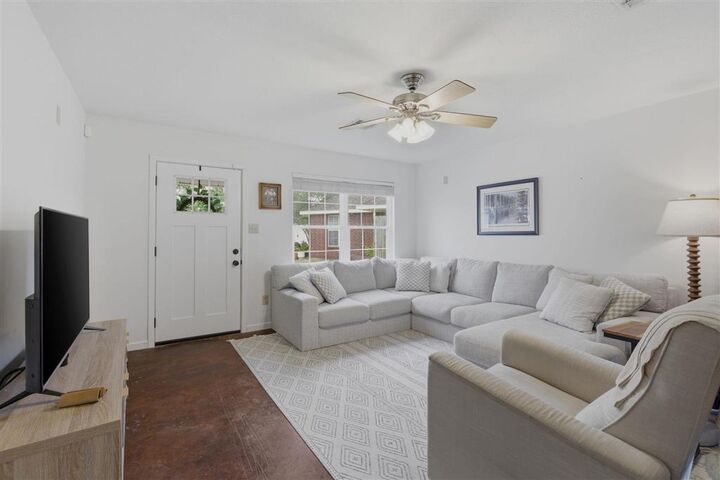 Property Photo:  168 Summerwood Drive  LA 70663 