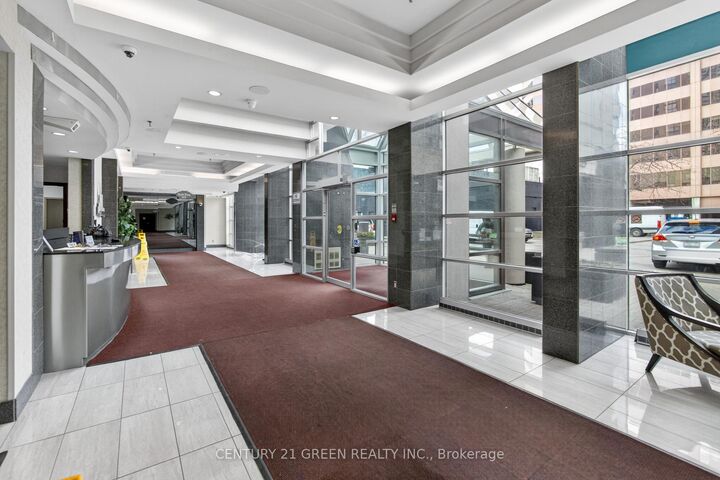 Property Photo:  265 Enfield Place 1101  ON L5B 3Y7 
