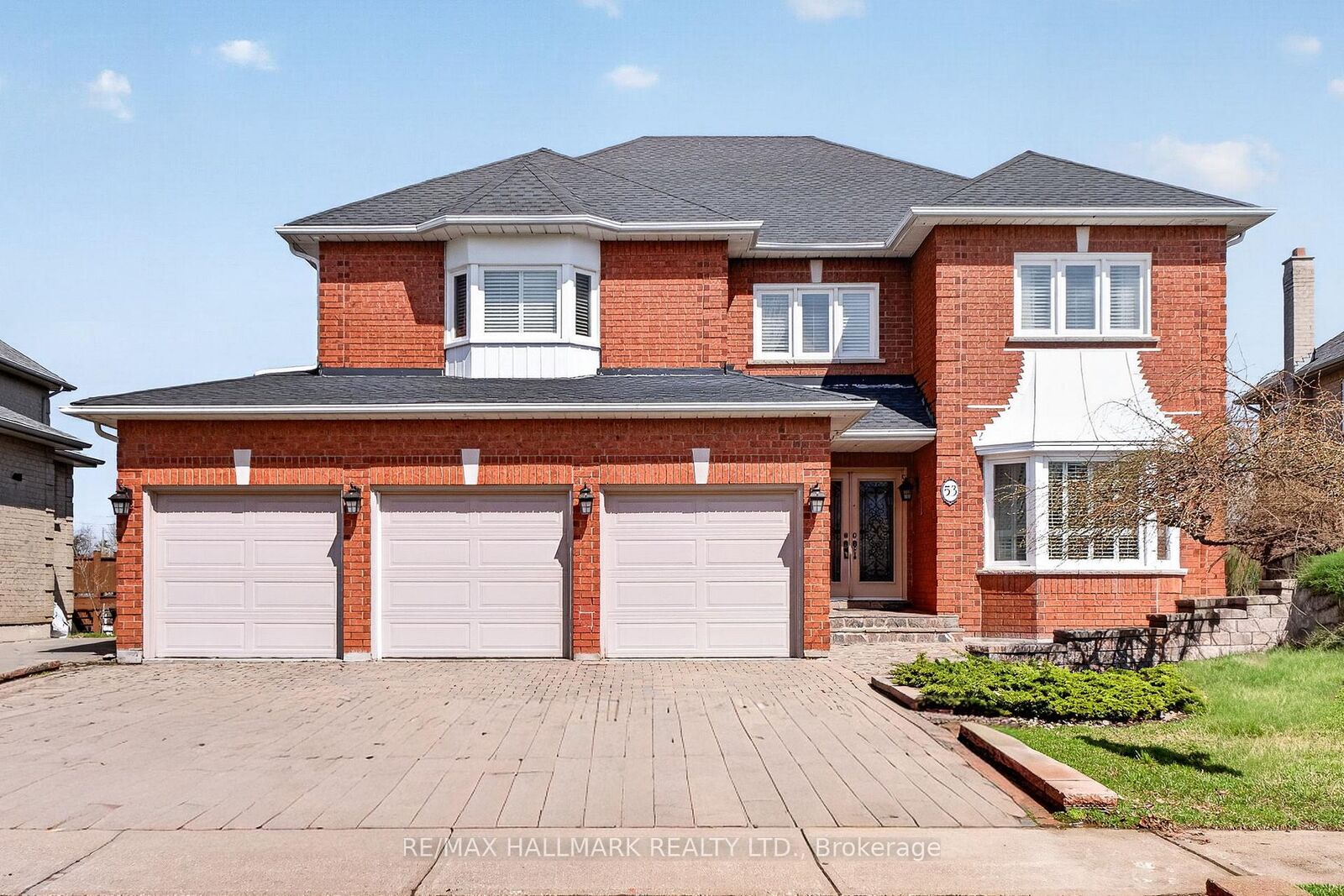 Property Photo: 53 Alpha Court ON L4L 8Y2