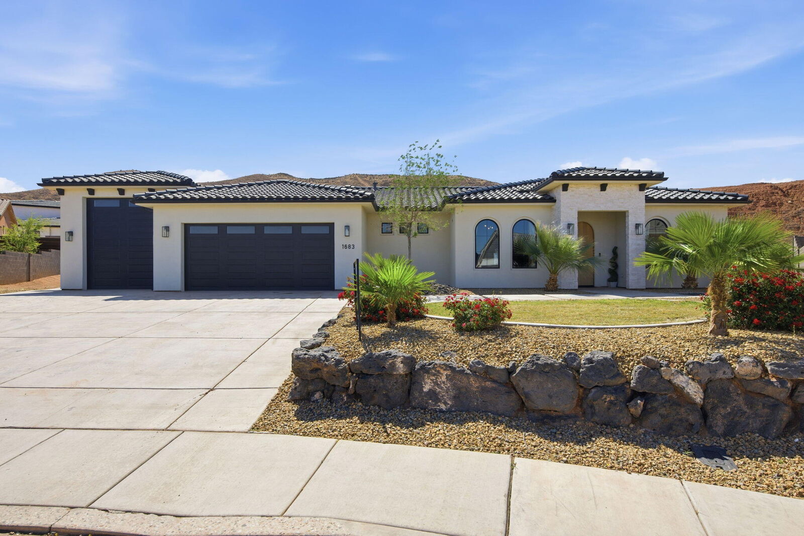 Property Photo:  1683 S Painted Vista Cir  UT 84780 
