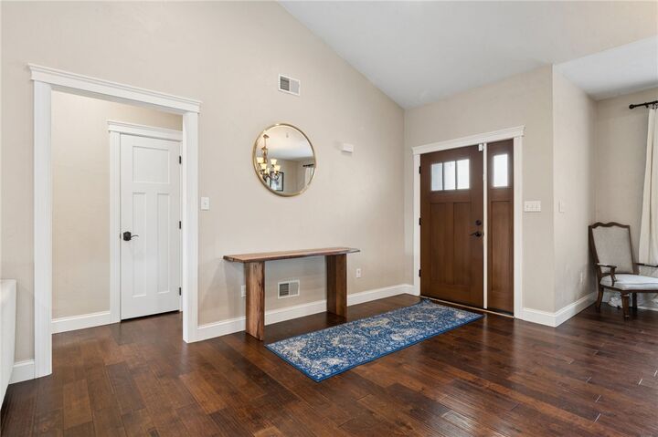 Property Photo:  737 Janwood Dr  PA 15650 