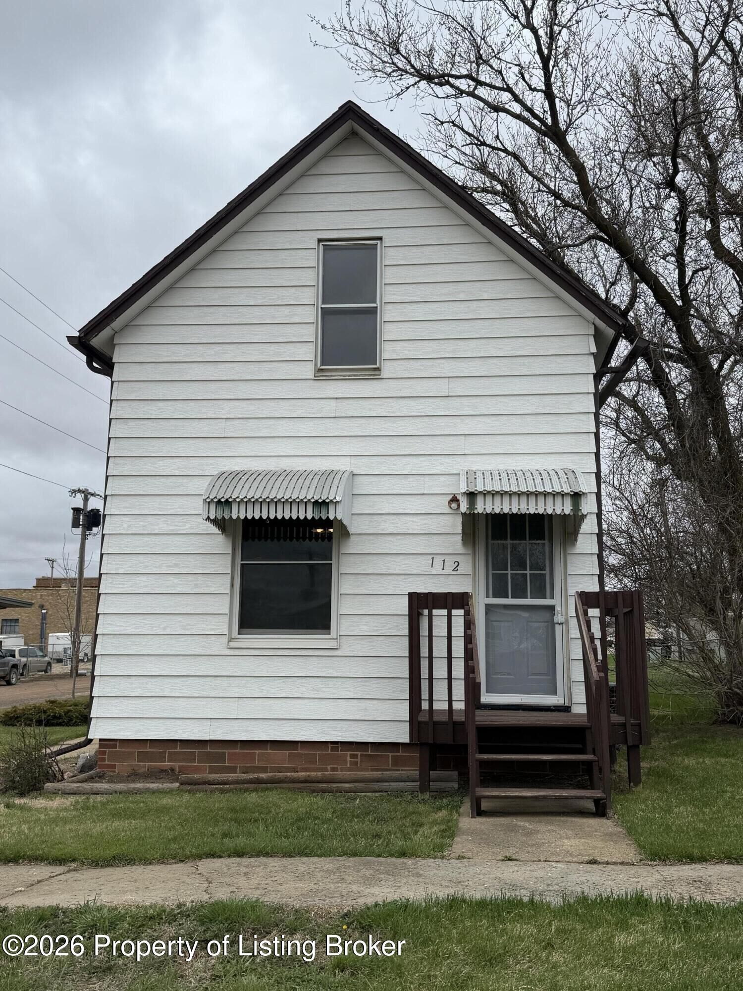 Property Photo:  112 C Street N  ND 58652 