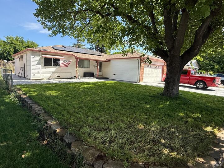 Property Photo:  1655 Amapola Street  CA 95687 