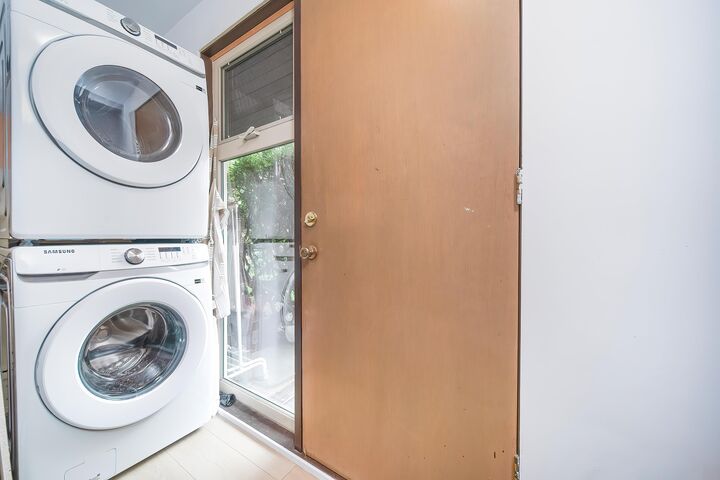 Property Photo: 5186 10A Avenue BC V4M 1Y4