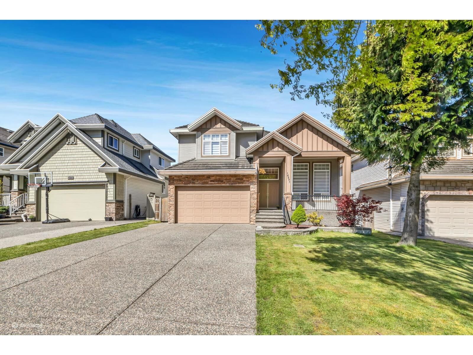 Photo de la propriété:  14893 67A Avenue  BC V3S 0P3 