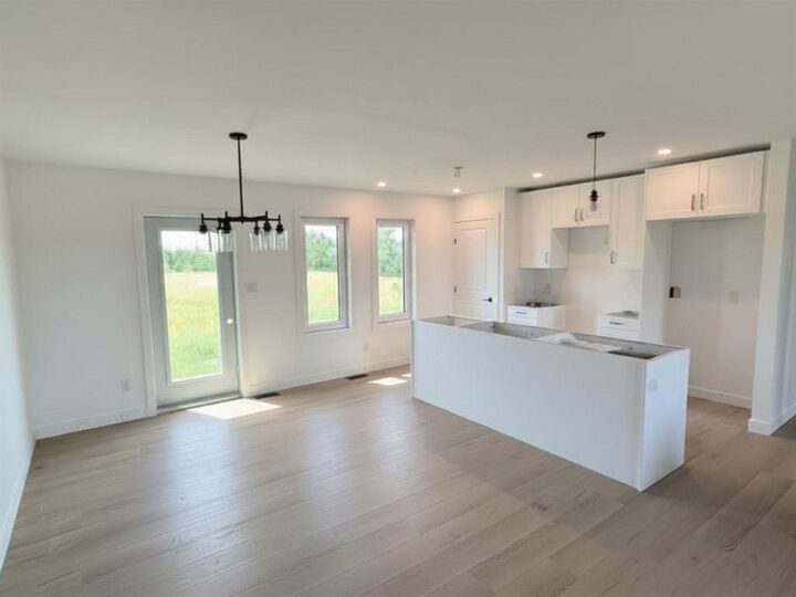 Property Photo: 21 Marius Place MB R0A 0Z0