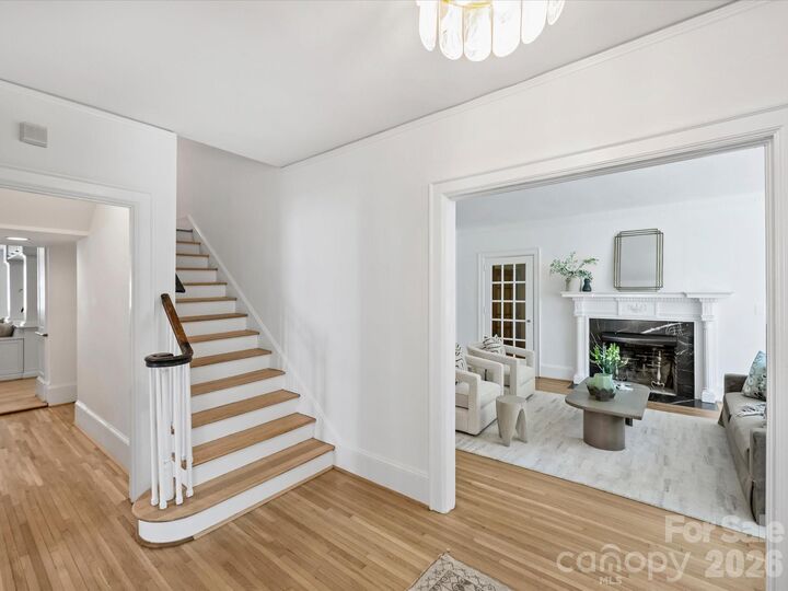 Property Photo:  242 Hillside Avenue  NC 28209 