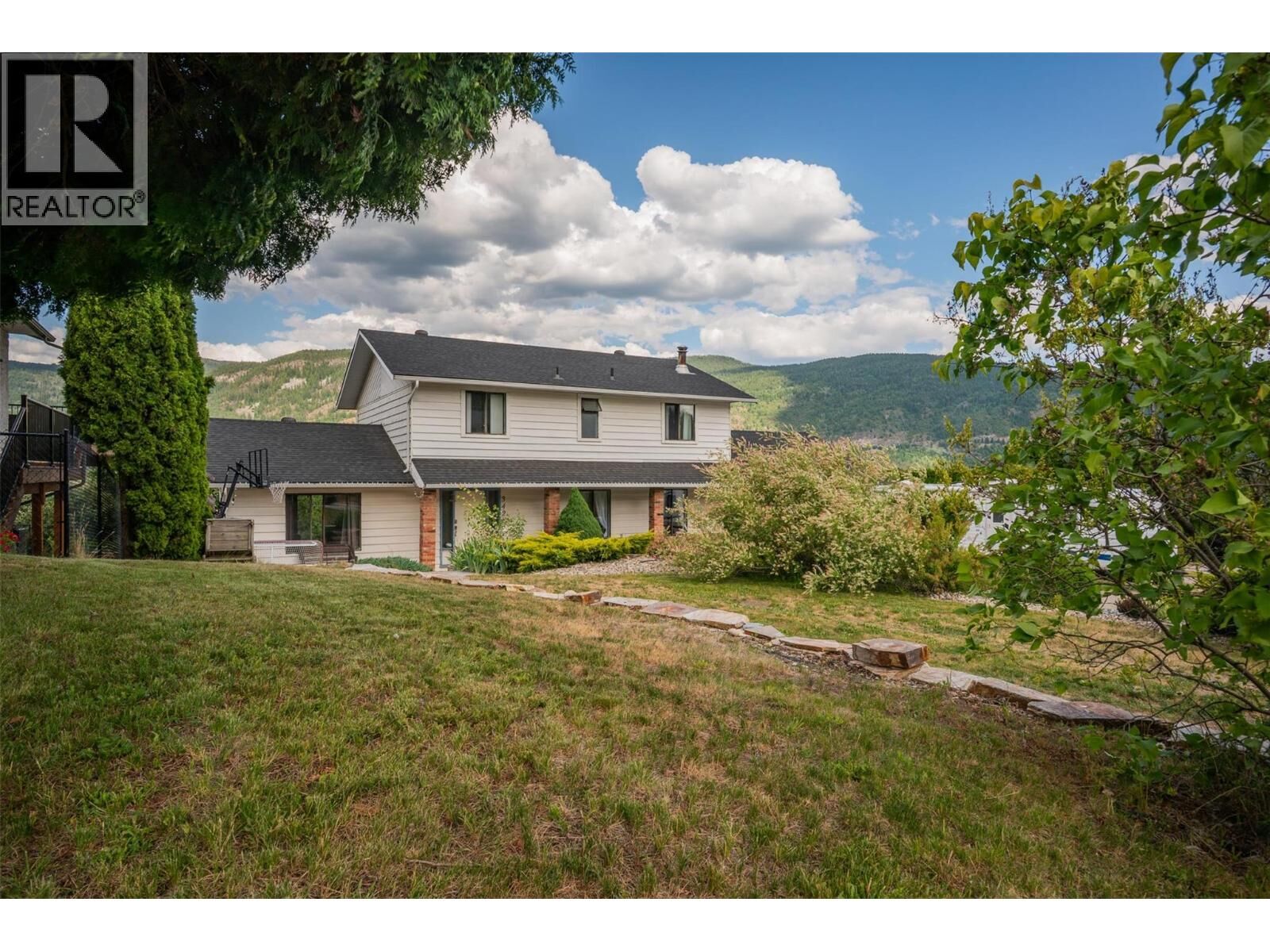 Property Photo:  3421 Southridge Drive  BC V1N 3X7 