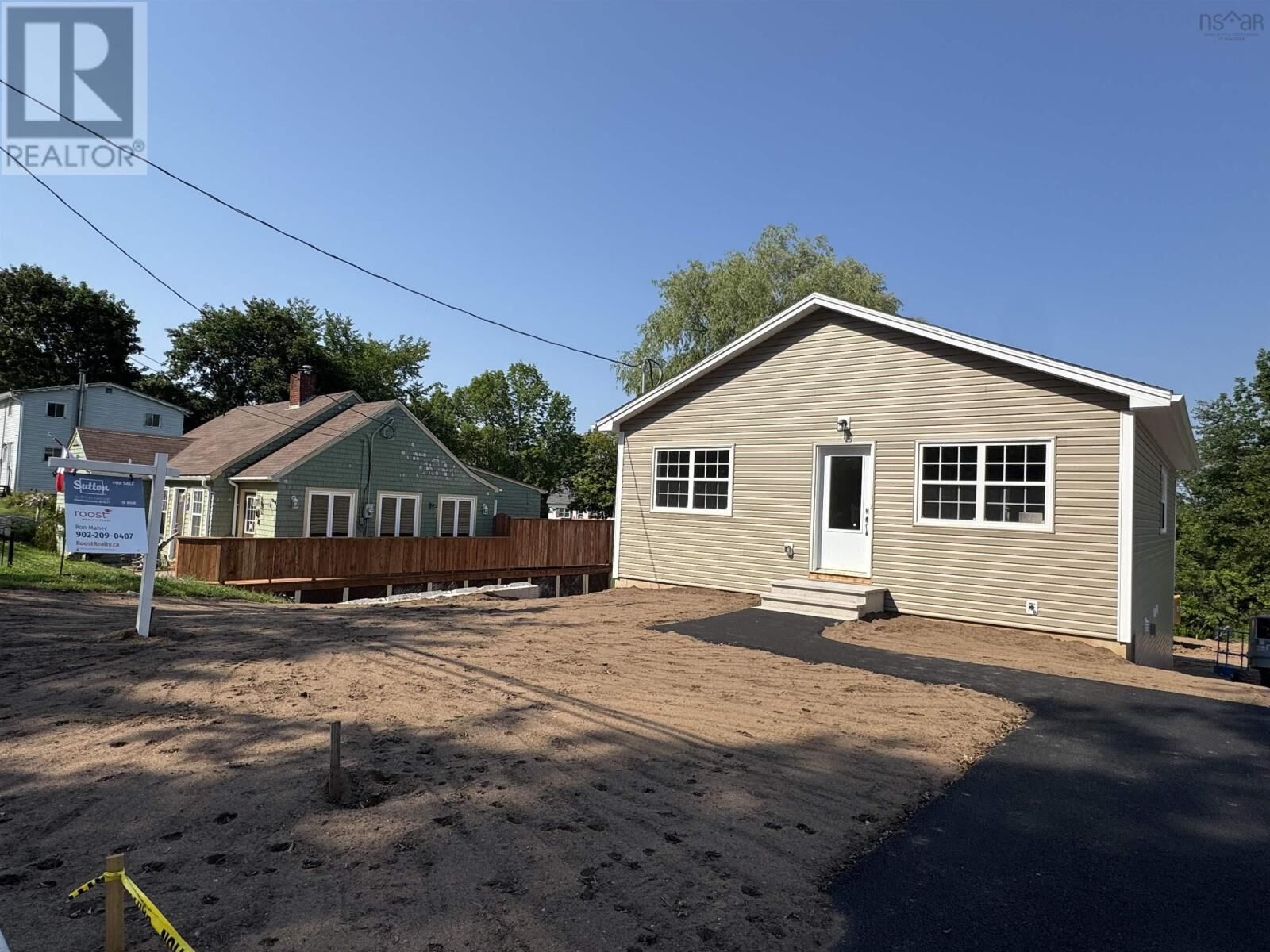 Property Photo: 32 Willow Street 1 NS B0P 1P0