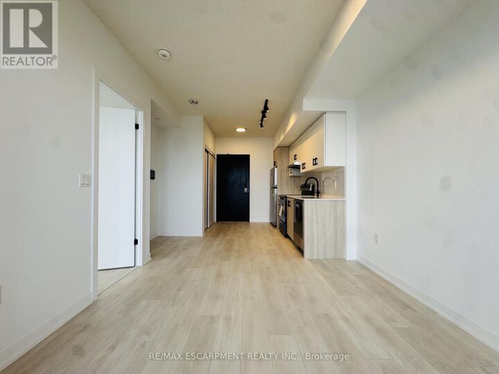 Property Photo:  4878 Powers Common C1108  ON L7M 2B4 