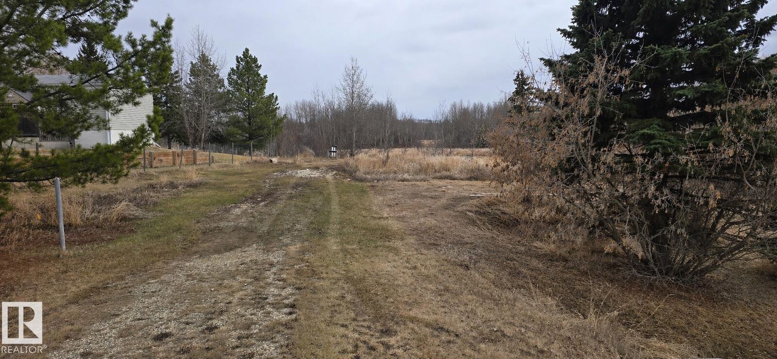 Property Photo:  53025 Hghway 770 37  AB T7Y 2J5 