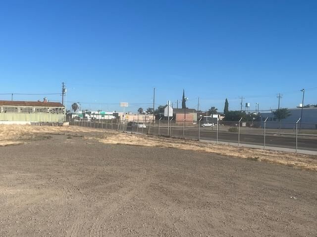 Property Photo:  1456 N Street  CA 93622 