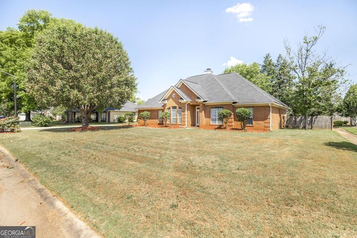 Property Photo:  206 Rhett Court  GA 31088 