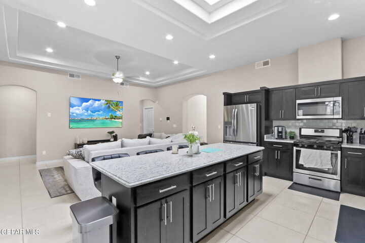 Property Photo: 629 Guy Myers Street TX 79927