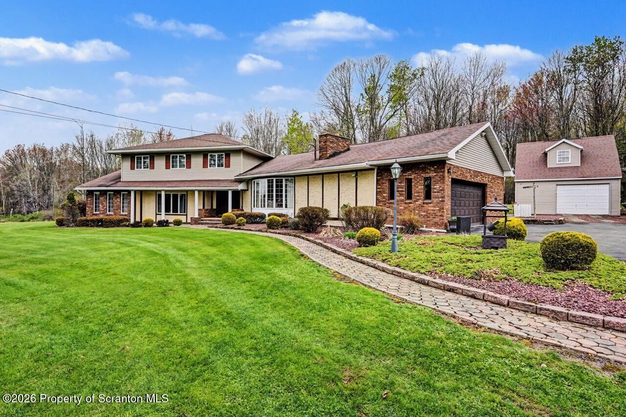 Property Photo: 73 Quinton Road PA 18447
