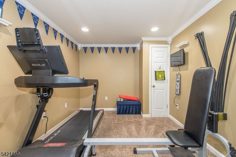 Property Photo:  6 Brock Ln  NJ 07840 