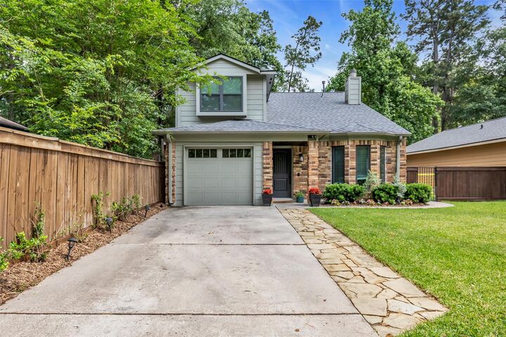 Property Photo:  11 Barnstable Place  TX 77381 