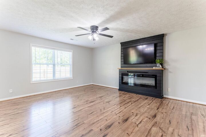 Property Photo:  9434 Hedgewood Court  IN 47725 