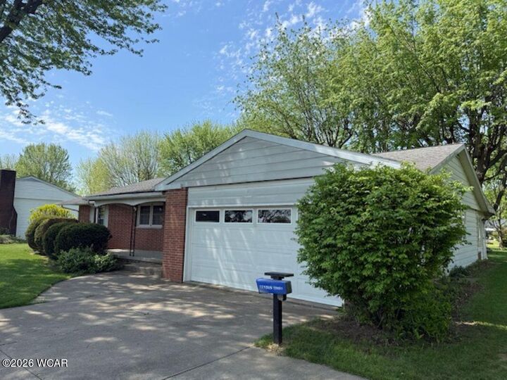 Property Photo: 11889 County Road 175 OH 43326
