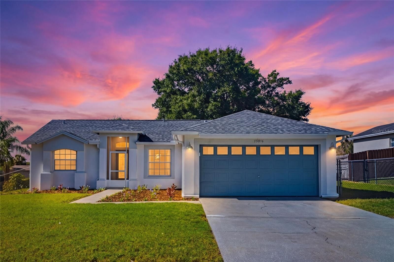 Property Photo:  15816 Oakland Court  FL 34711 